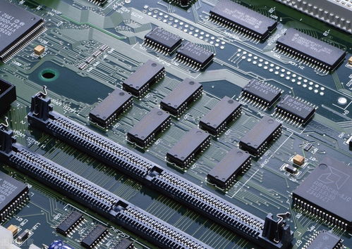 不懼疫情，中國集成電路設(shè)計(jì)業(yè)增速超20%展現(xiàn)強(qiáng)勁韌性