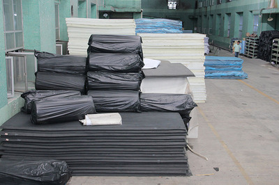 防火黑色EVA泡棉與防靜電白色EVA卷材片材 包裝盒內托的卓越材料選擇